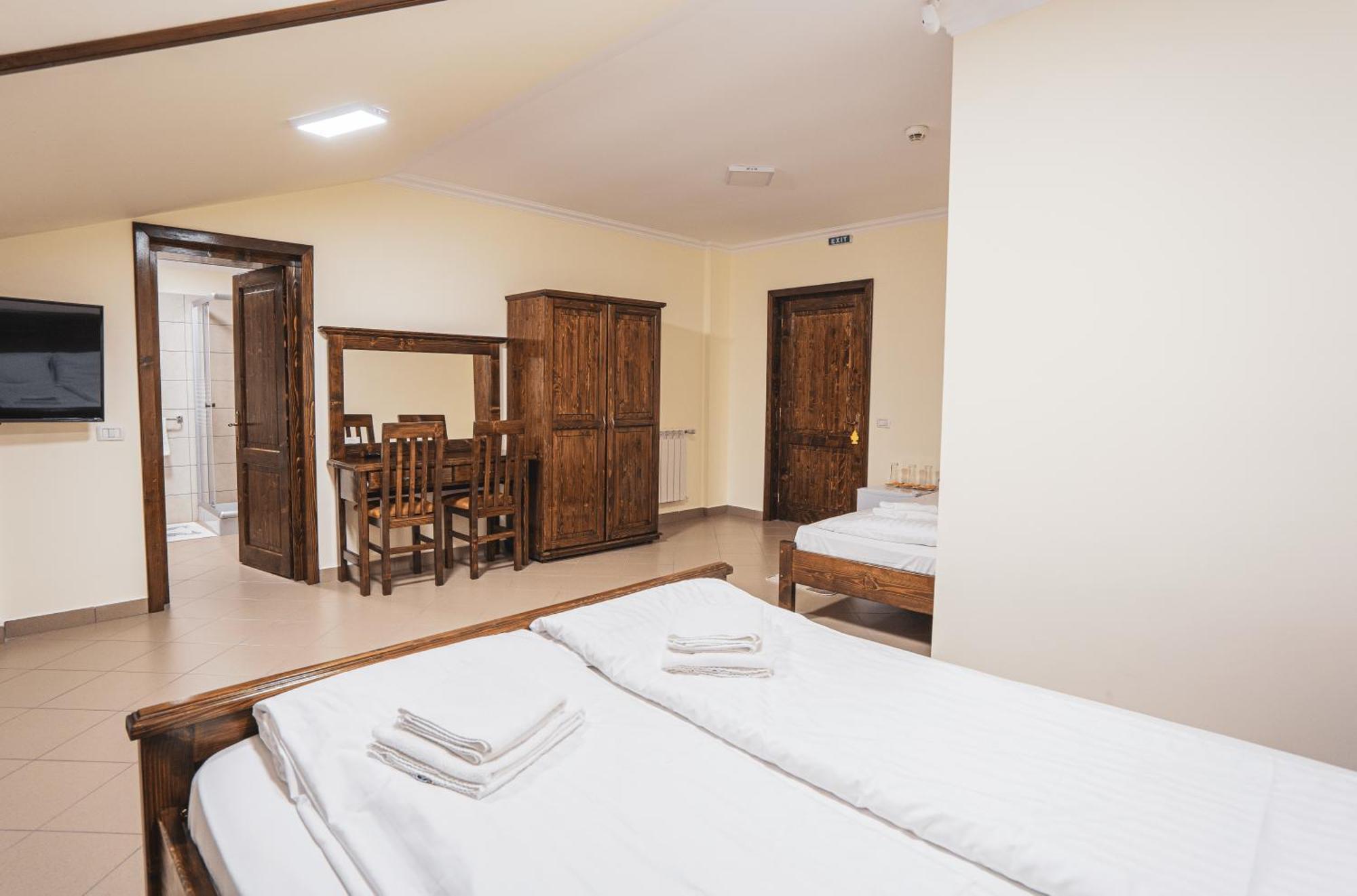 Hotel Rabbit Bran موغيتْشي دي يوس المظهر الخارجي الصورة